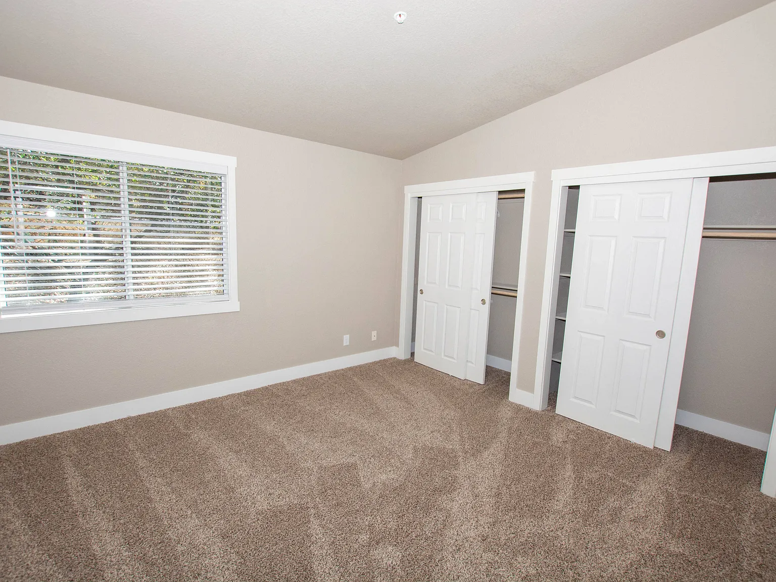 The Ridge Apartments — Photo 4