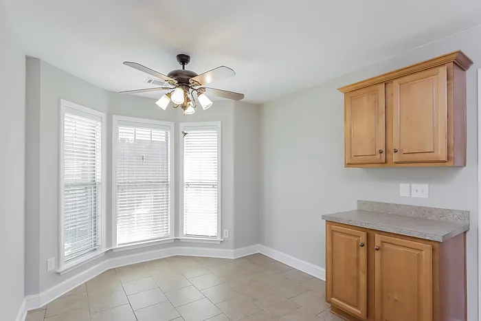 8749 Lindsey Ln — Photo 3