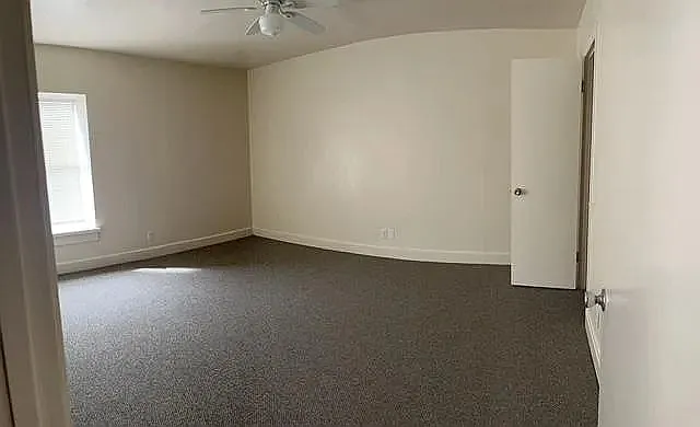 Building Photo - 1800 E Stewart St #104