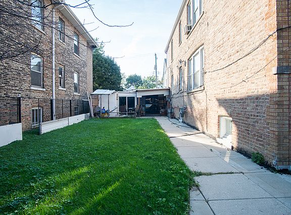 4th image of 5146 S California Ave