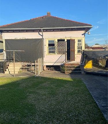 3rd image of 1026-28 Saint Maurice Ave