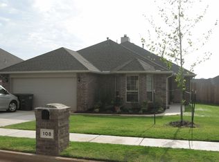 108 Kimberly Dr, Edmond, OK 73003