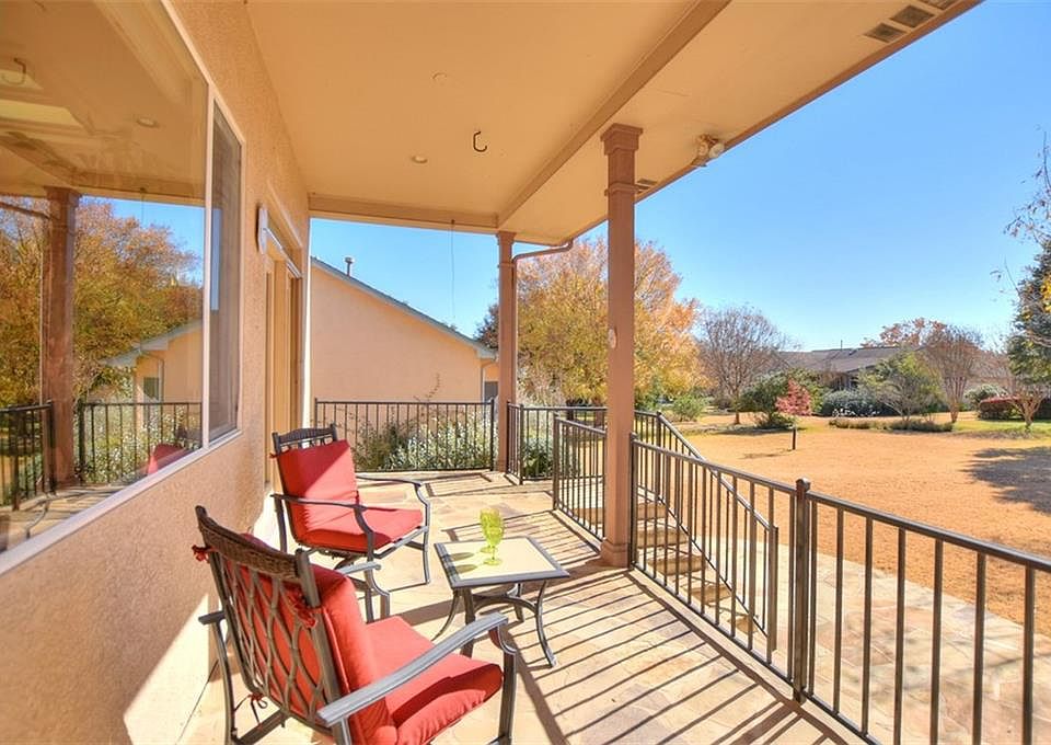 1st image of 111 Purple Sage Dr