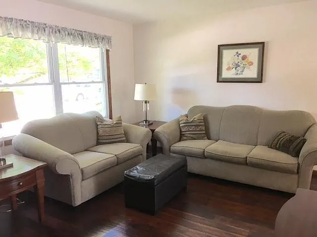 268 Willow Dr — Photo 5