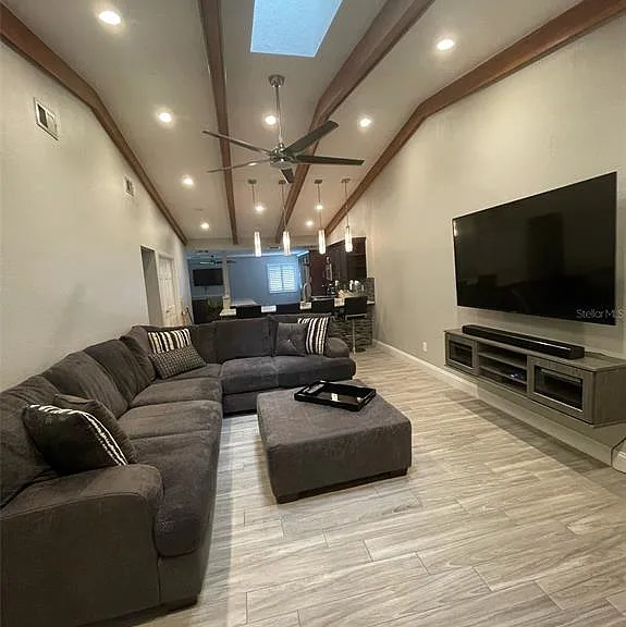 1450 Mahogany Ln — Photo 9
