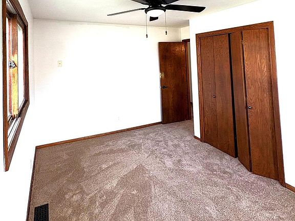 4th image of 309 S Klein DRIVE