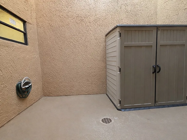 8077 NW 71st Ct — Photo 33