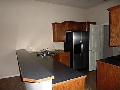 4th image of 4002 Carrera Ln