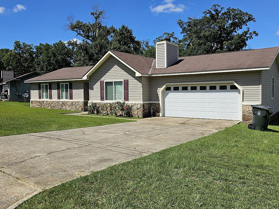 1st image of 1304 Clearmont Dr