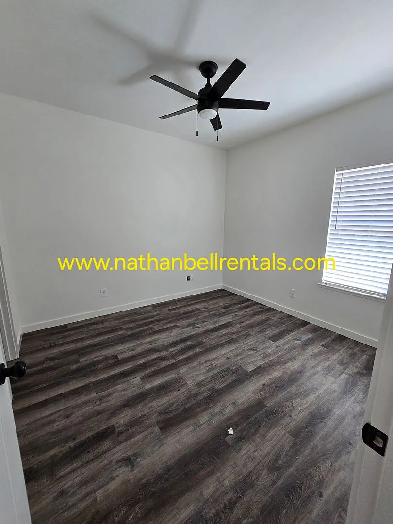269-71 Chisholm Trail — Photo 4