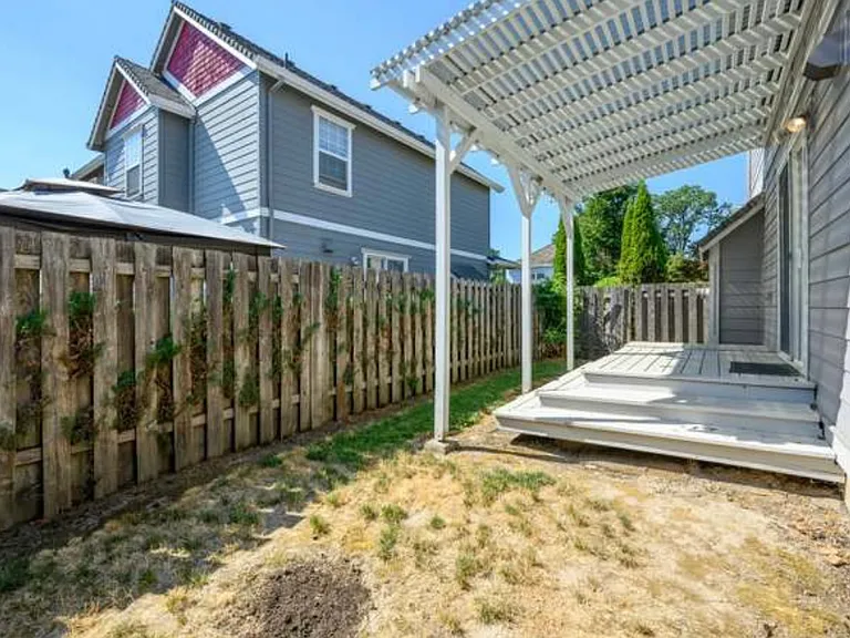 720 E Ella Ct — Photo 18