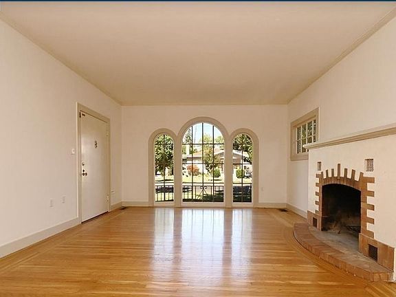 2nd image of 4260 Pleasanton Ave