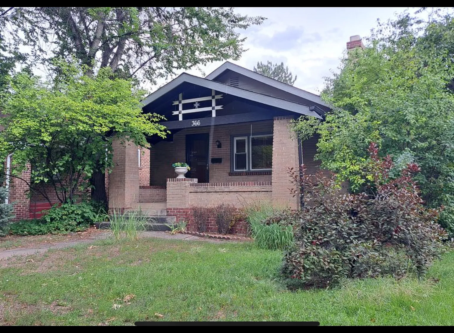 366 S Downing St — Photo 2