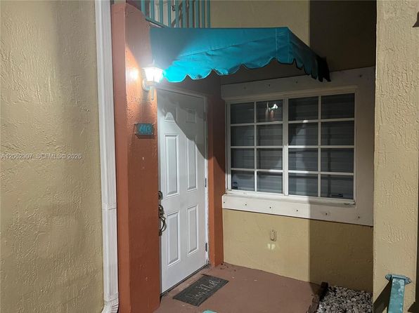 7085 NW 173rd Dr APT 403