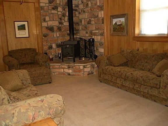 4th image of 117 County Road 661