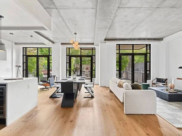 66 N 3rd St #2, Brooklyn, NY 11249