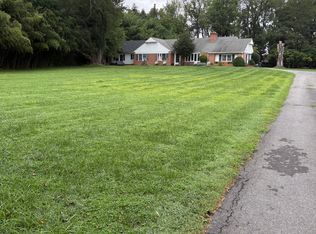 10501 Burbank Dr, Rockville, MD 20854