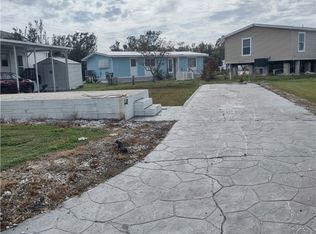 332 Rosa Lee Ave, Fort Myers, FL 33908