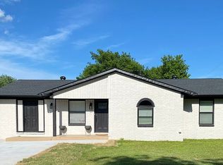 1011 S Houston Ave, Russellville, AR 72801