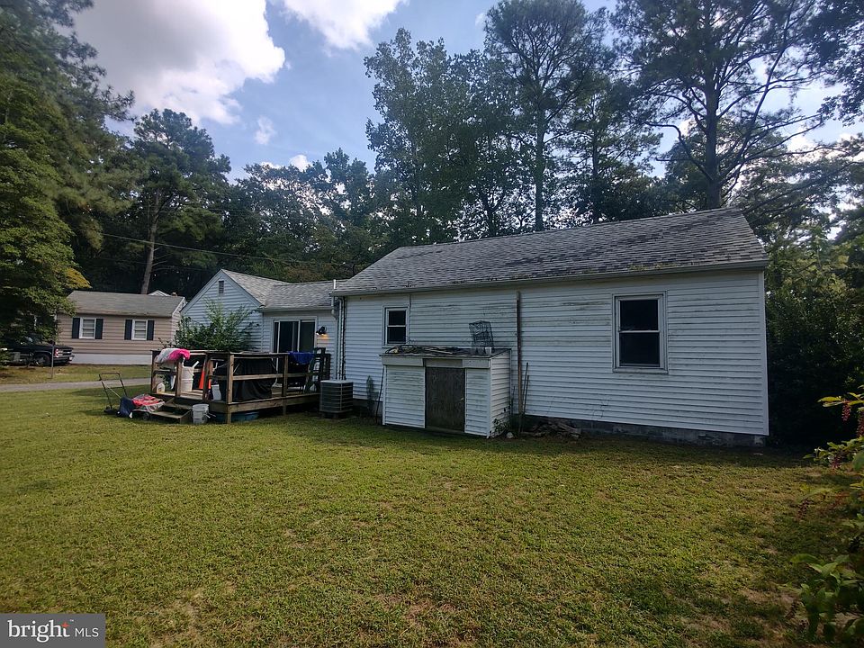 2nd image of 601 Clyde Ave