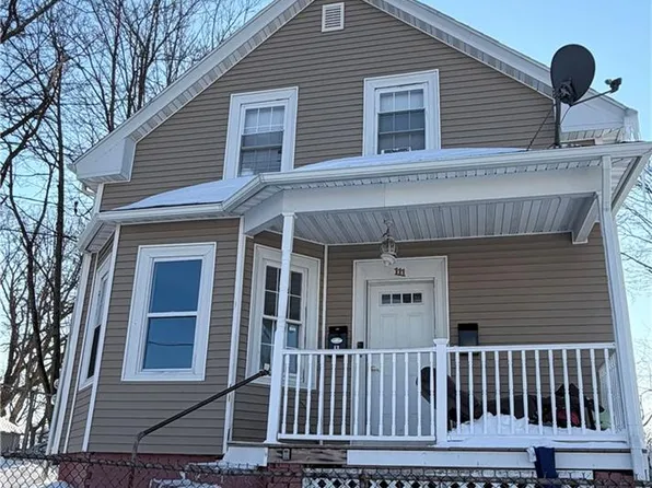 111 Donelson St, Providence, RI 02908