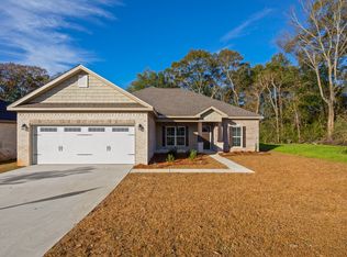 210 Savannah Dr, Enterprise, AL 36330