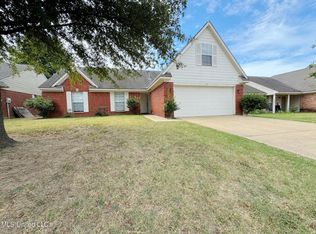 1779 Cherry Creek Dr, Southaven, MS 38671