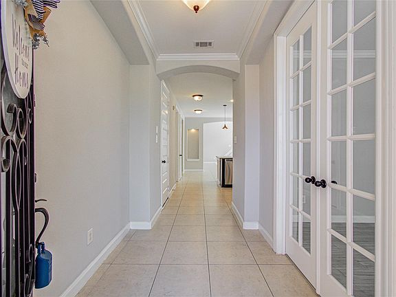 2nd image of 15626 Windsor Bluff Dr