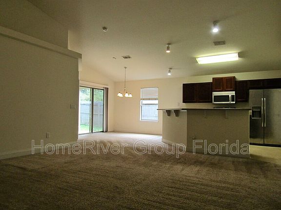 2nd image of 405 Evening Falls Dr