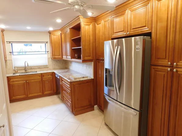 2767 NW 42nd Ave, Coconut Creek, FL 33066