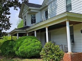 17340 River Rd, Courtland, VA 23837