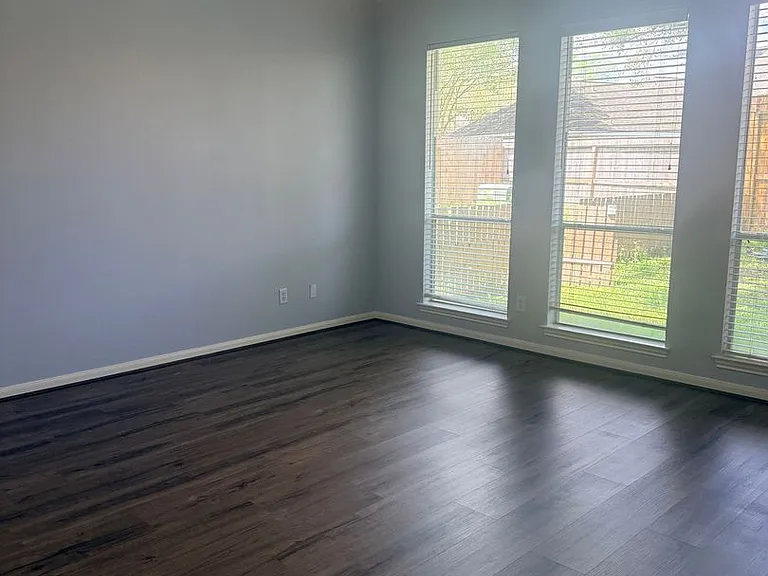 3204 Coral Ridge Dr — Photo 5