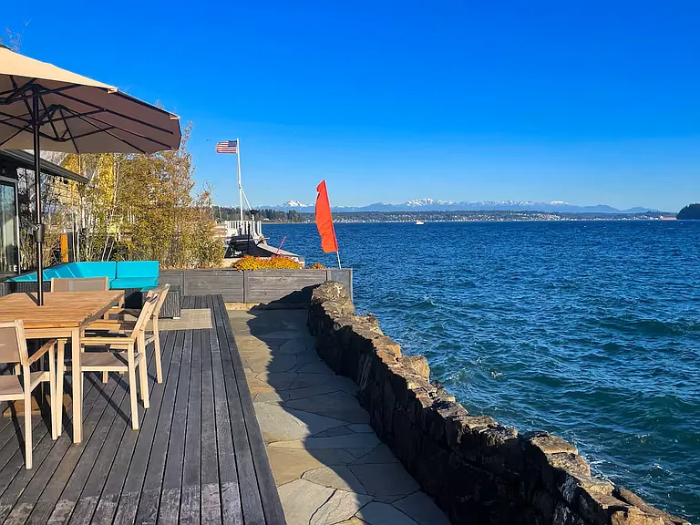 10835 Point Vashon Dr SW — Photo 15