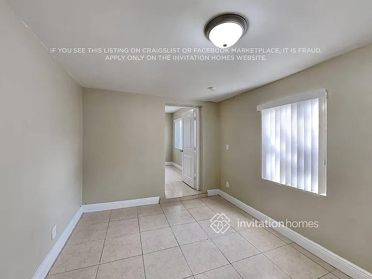 2021 SW 64th Ave — Photo 13