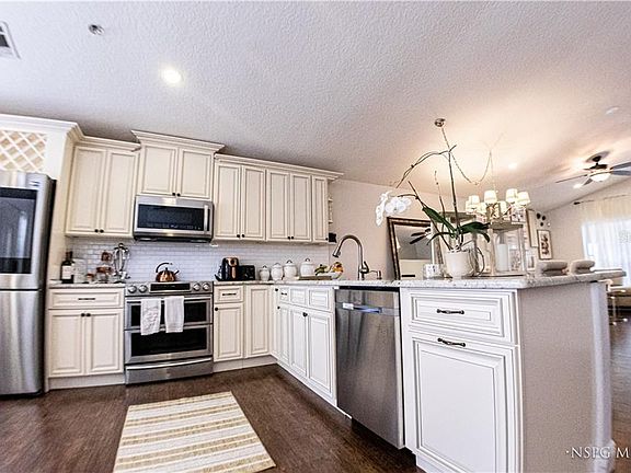 4th image of 953 Whalebone Bay Dr