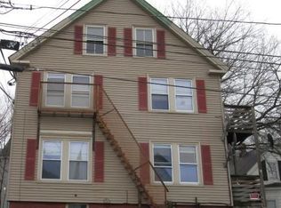 81 Oak St, Lewiston, ME 04240