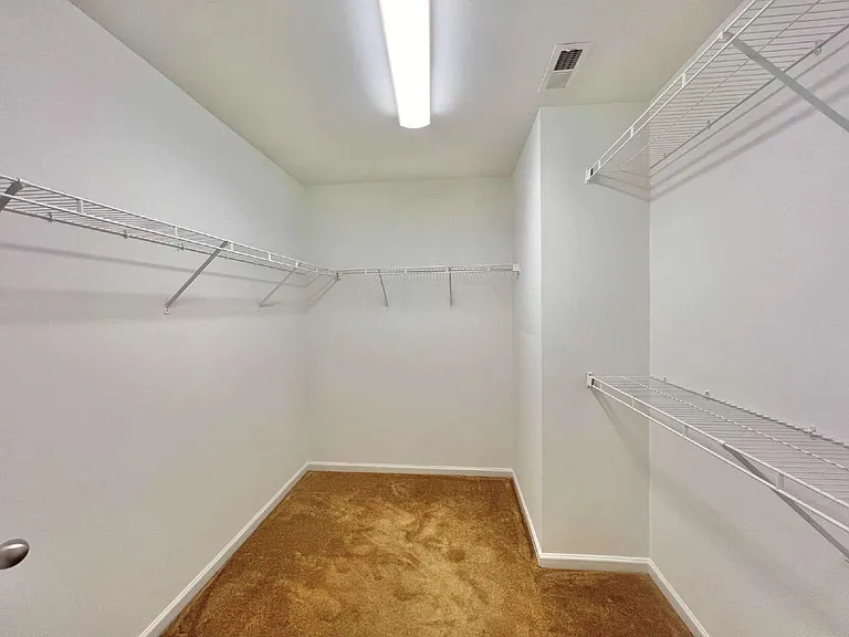 16310 Raptor Ct — Photo 27