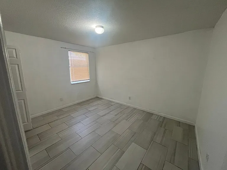 43 Alamanda Dr — Photo 10