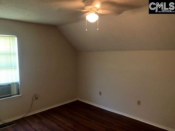 4th image of 602 Hulon Ln