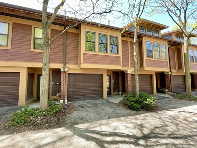 136 Dayton Row, Madison, WI, 53703
