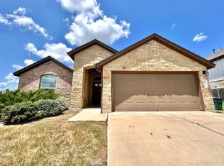 5846 Heron Dr, Buda, TX 78610