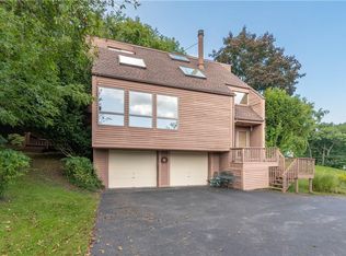 25 Marco Ln, Rochester, NY 14622