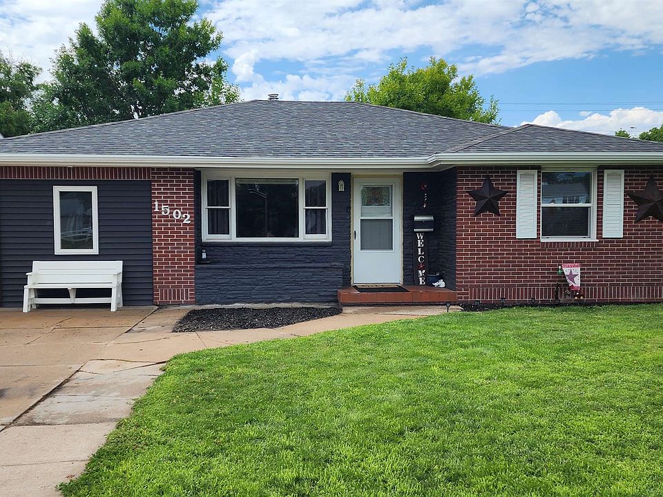 1st image of 1502 W A Street