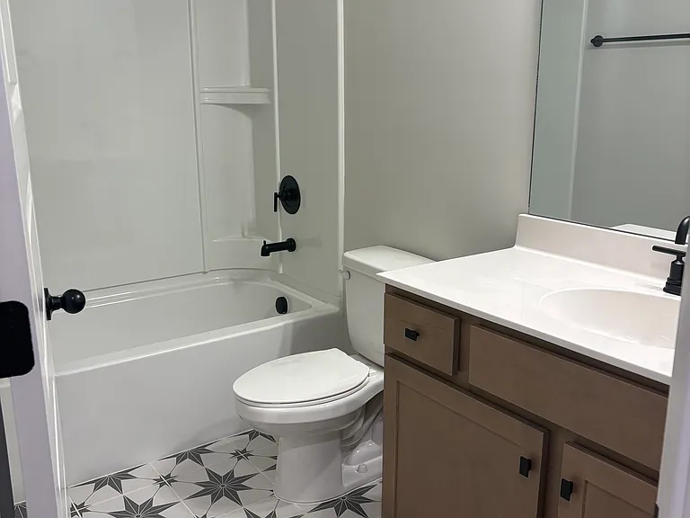 384 Twig Ct — Photo 15