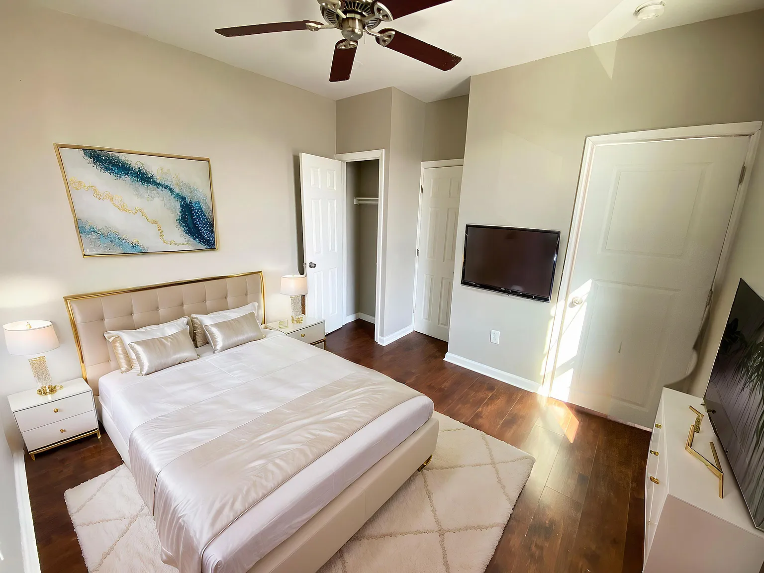 1 bed, $950 — Photo 2