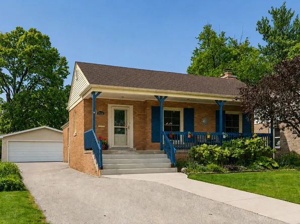 2036 Cummings Ln, Flossmoor, IL 60422