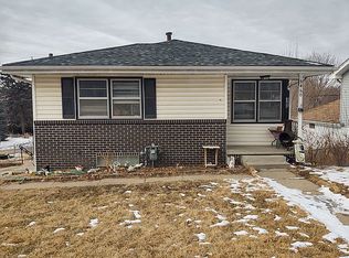 5460 S 50th St, Omaha, NE 68117