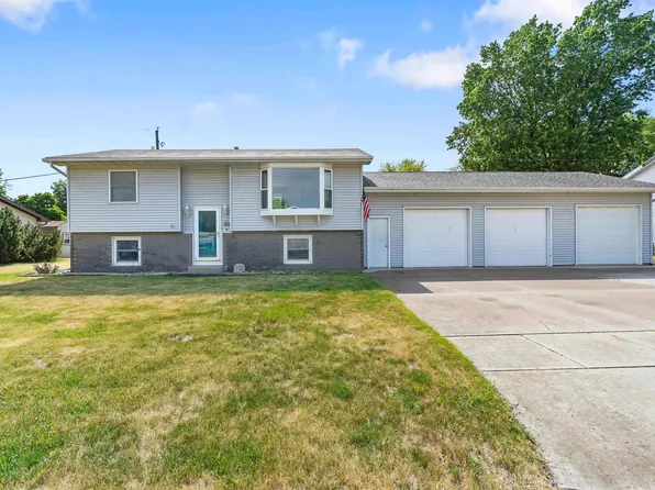 324 Main St, Jesup, IA 50648