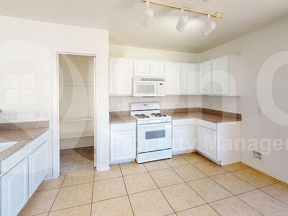 2nd image of 3414 N Green Gulch Ct