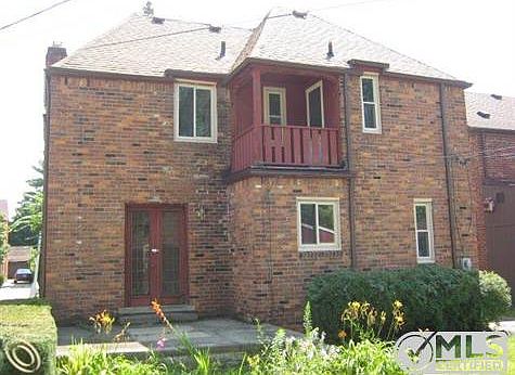 261-906403 Back 2.JPG